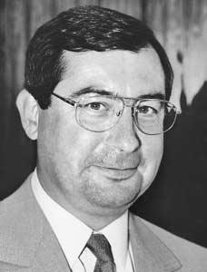 Martin BOUYGUES 1952— Biography - Controversies, Management style ...